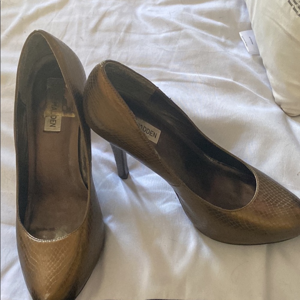 Copper heels